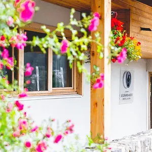 https://le-grand-aigle-hotel-spa.fr-provencehotel.com